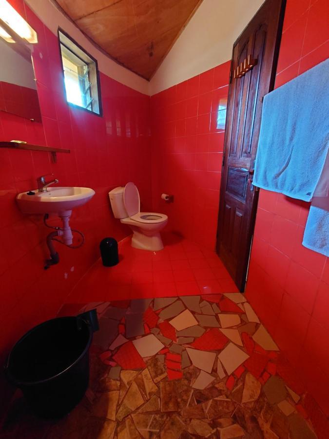 Rundbungalow Auf Lionsrest Grand-Bassam Exteriér fotografie